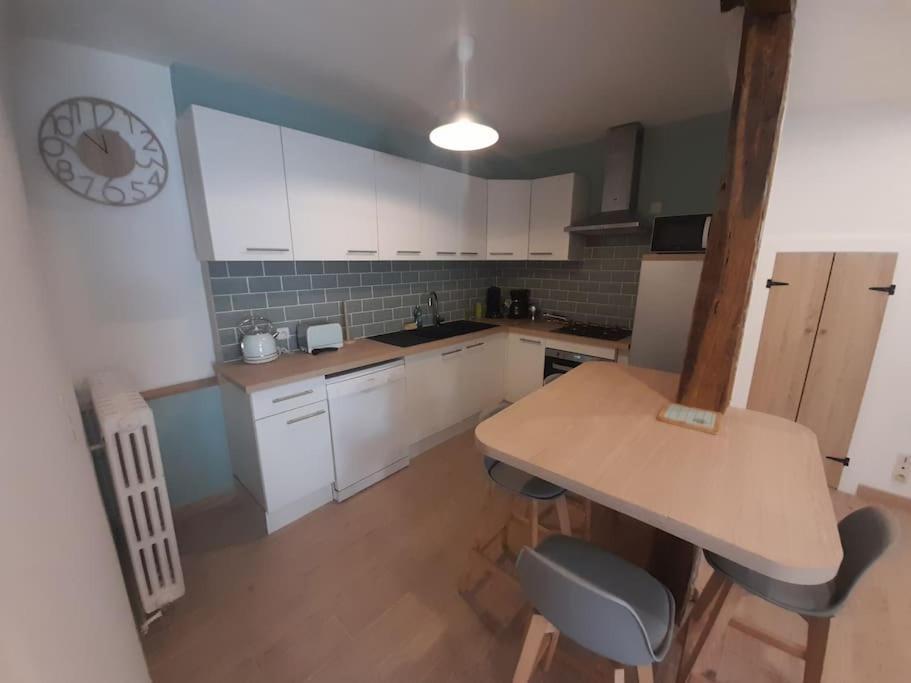 Apartment Maison De Rue: *